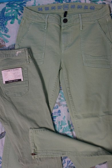 women’s skinny jeans