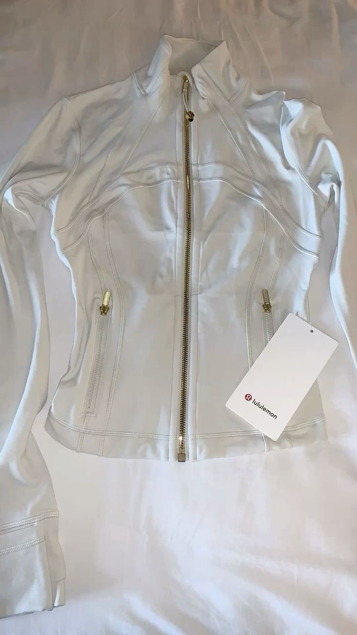 Lululemon liquidation lot