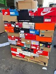 pallet sneaker store